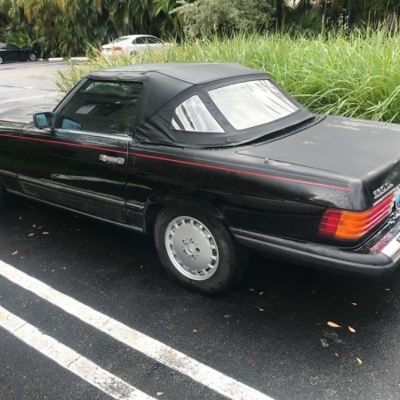 Mercedes 560SL R107_4