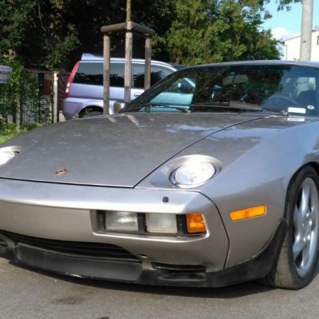 Porsche 928 po renowacji