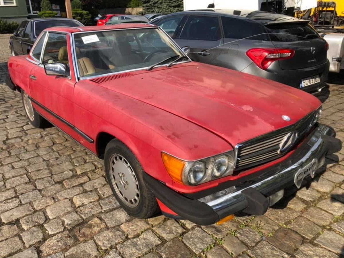 Mercedes 560SL 1988 - 129000mil